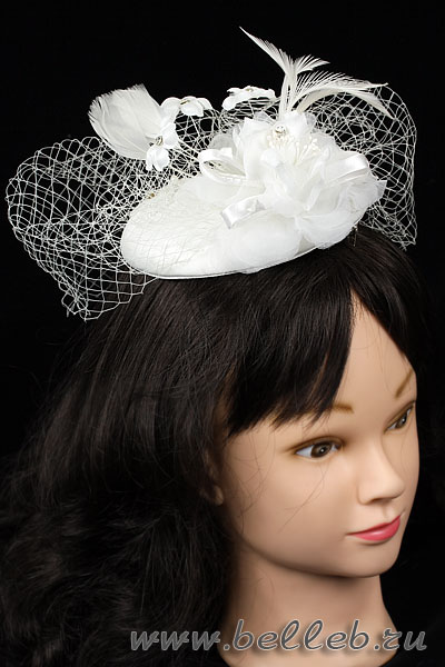 маленькая белая свадебная шляпка №339