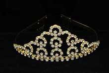 диадемы (короны, тиары) - стразовая корона на свадьбу золотистого цвета