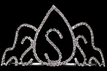 стразовая диадема (корона, тиара) серебристого цвета
