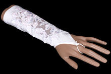 перчатки с бело-розовым кружевом для свадебного или вечернего платья
