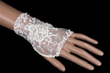 свадебные перчатки