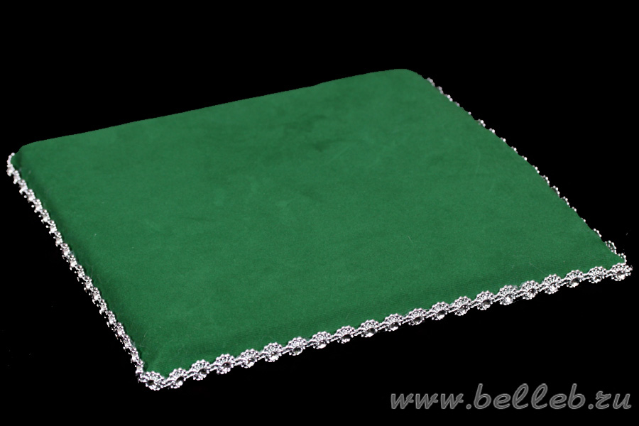 зеленая подушка для диадем с серебристой отделкой №3