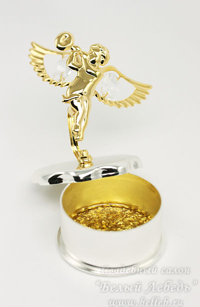 серебристая шкатулка для колец, украшенная золотистым ангелом  №19