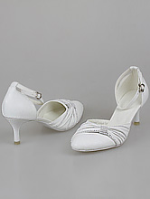 свадебная обувь, белые туфли на низком каблуке, каталог с ценами, фото, интернет-магазин